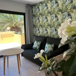 Atlantic Garden Andrew Pool Air Conditioning Corralejo