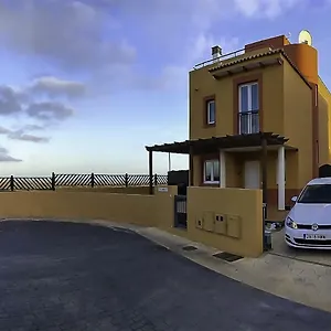 Villadunas - With Luxury Hot Tub Corralejo